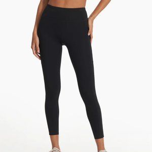 Vuori Leggings Stride Black Size M NWT